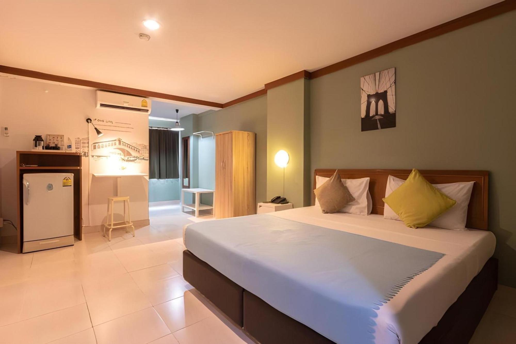 Collection O Howard Square Boutique Hotel Bangkok Eksteriør billede