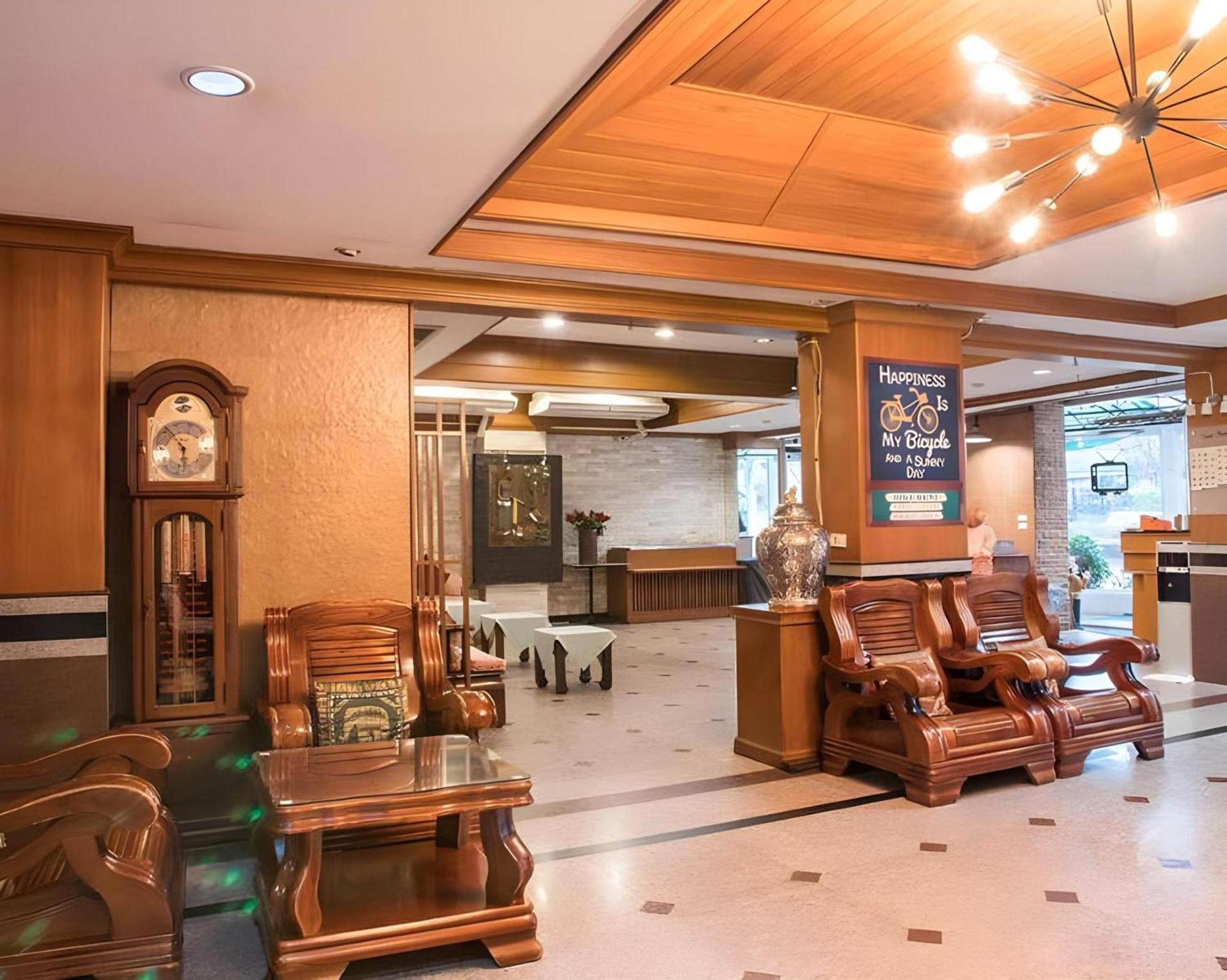 Collection O Howard Square Boutique Hotel Bangkok Eksteriør billede
